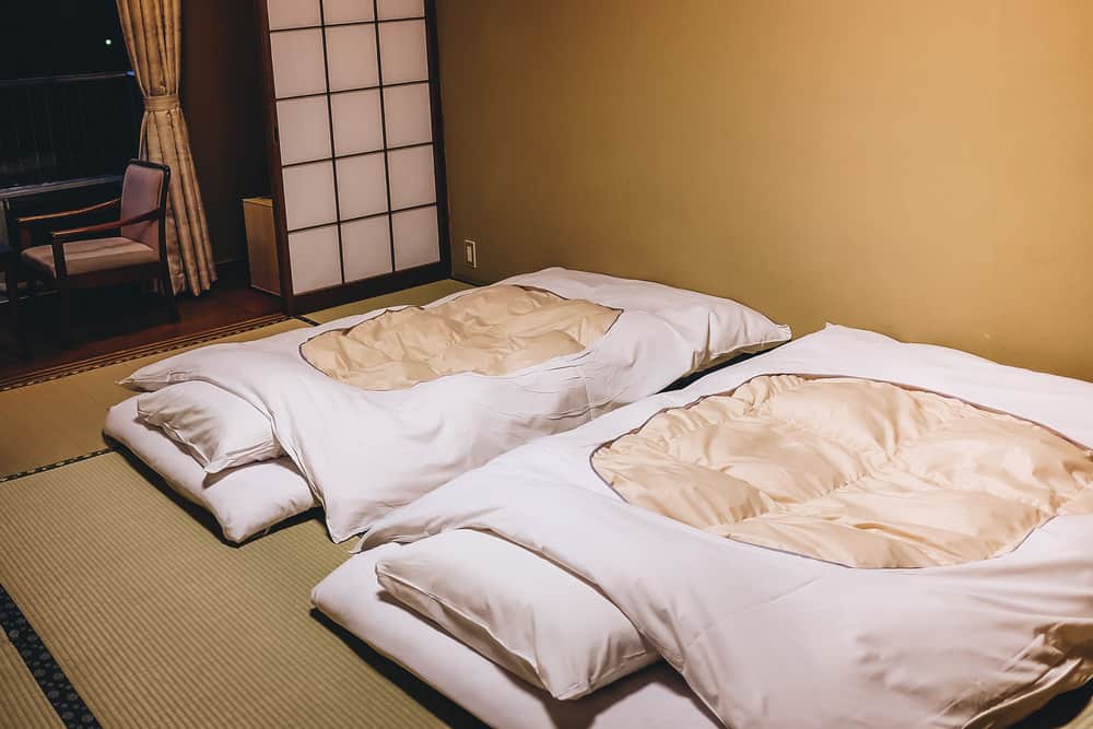 Nhật Bản và Hàn Quốc thường có thói quen nằm đệm không cần giường