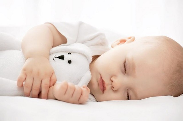 giấc ngủ của trẻ sơ sinh